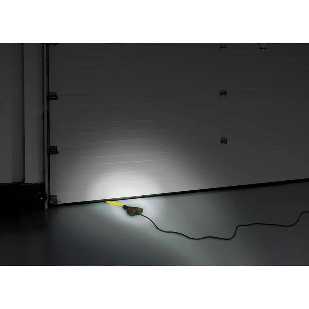 Champion Power Equipment 25 ft. 30 Amp 125-Volt Fan-Style Flat Generator Extension Cord 13 Champion Power Equipment 25 ft. 30 Amp 125-Volt Fan-Style Flat Generator Extension Cord - Image 11