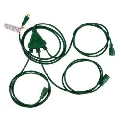 Southwire SJTW 25 ft.14/3 3-Outlet Multi-Directional Landscape Cord