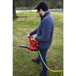 Woods 100 ft. 10/3 SJTW Extra Heavy-Duty 15-Amp General Purpose High Visibility Extension Cord with Lighted End, Yellow 15 Woods 100 ft. 10/3 SJTW Extra Heavy-Duty 15-Amp General Purpose High Visibility Extension Cord with Lighted End, Yellow -Extension Cords Sales Store yellow woods general purpose cords 2689sw0002 fa 1000